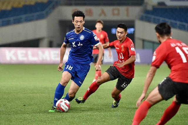 官方：土甲球队布尔萨体育免签29岁前锋伊希纳乔